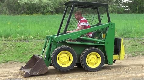 john deere 90 skid steer